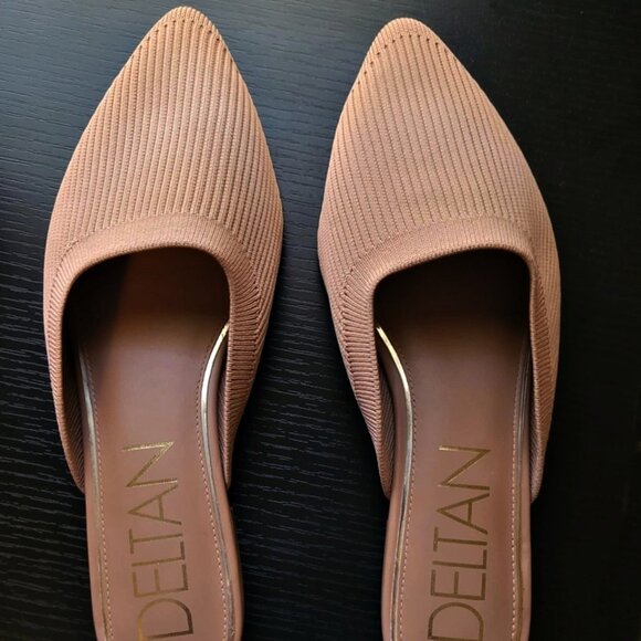 Beautiful Deltan Ribbed Fabric Neutral-Tone Slides Size 8.5M‎ - Picture 2 of 8